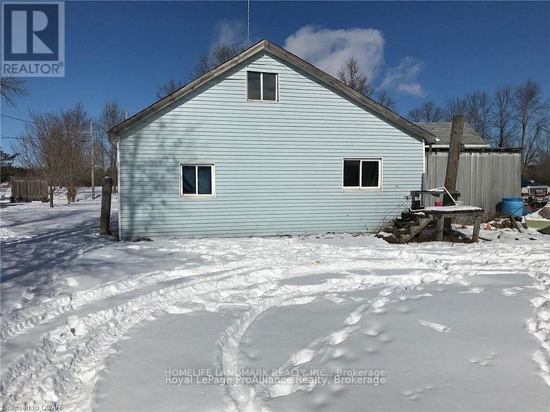 537 Burr Road, Prince Edward County, Ontario  K0K 1A0 - Photo 2 - X12719102