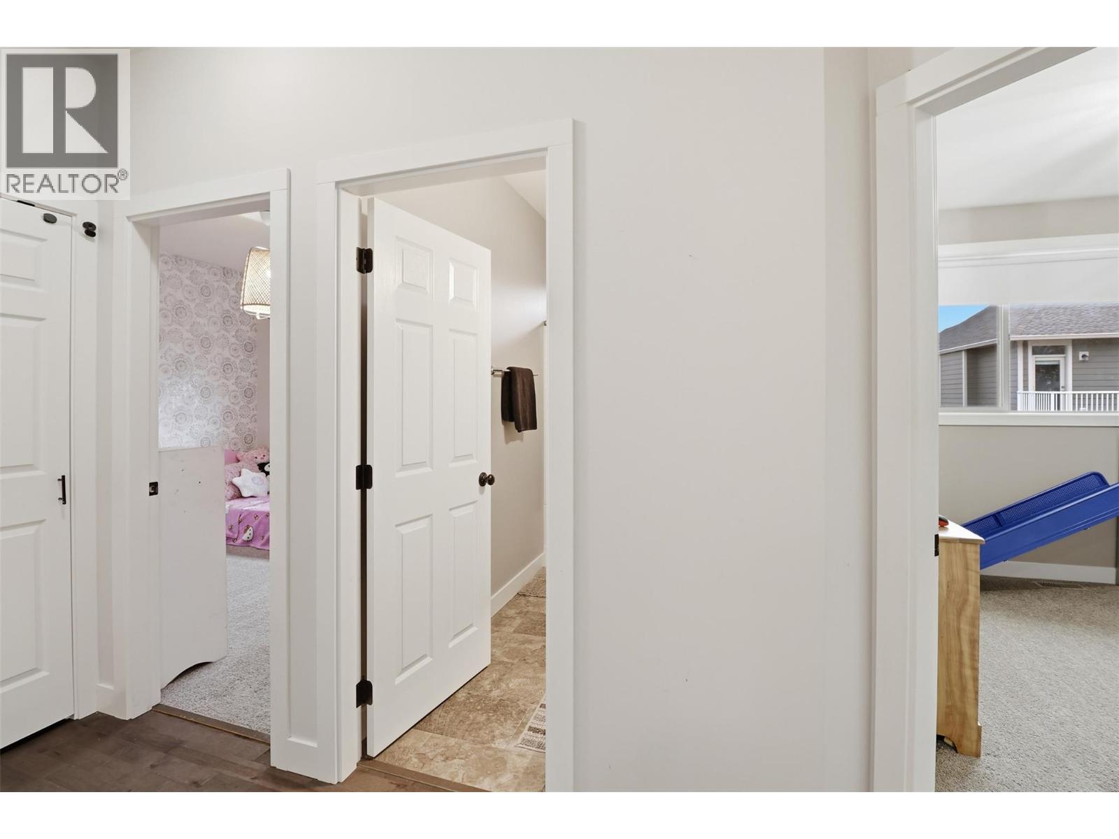 632 Enzo Road, Kamloops, British Columbia  V2B 0E6 - Photo 27 - 10373577