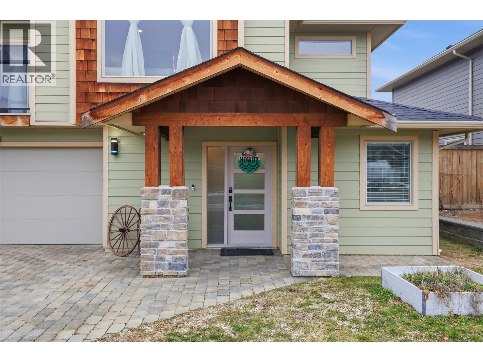 632 Enzo Road, Kamloops, British Columbia  V2B 0E6 - Photo 3 - 10373577