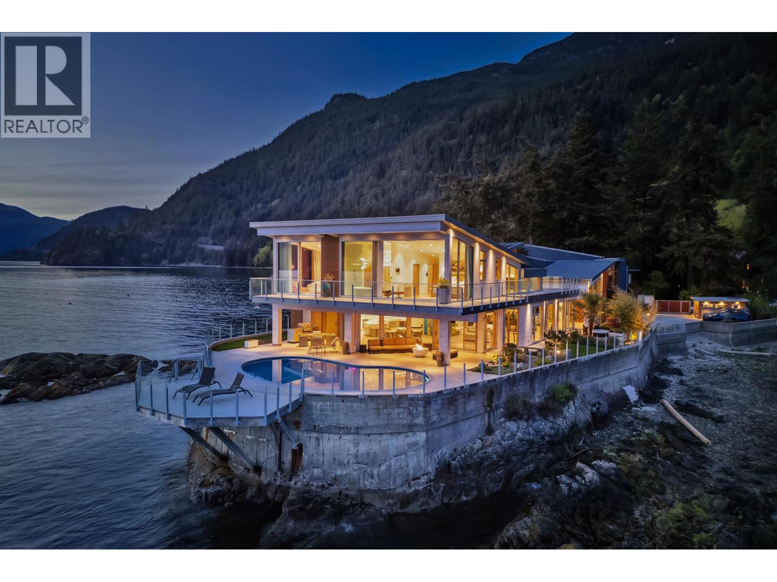 15 Brunswick Beach Road, Lions Bay, British Columbia  V0N 2E0 - Photo 3 - R3026927