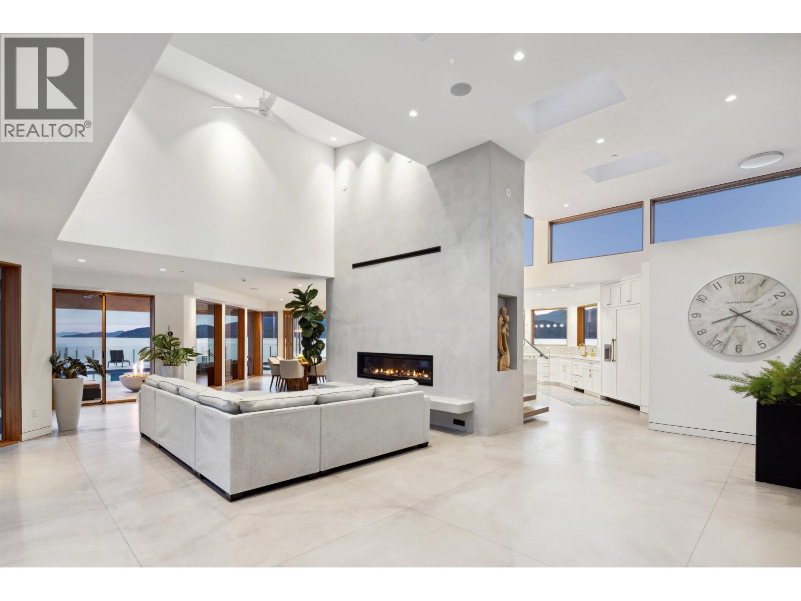 15 Brunswick Beach Road, Lions Bay, British Columbia  V0N 2E0 - Photo 11 - R3026927