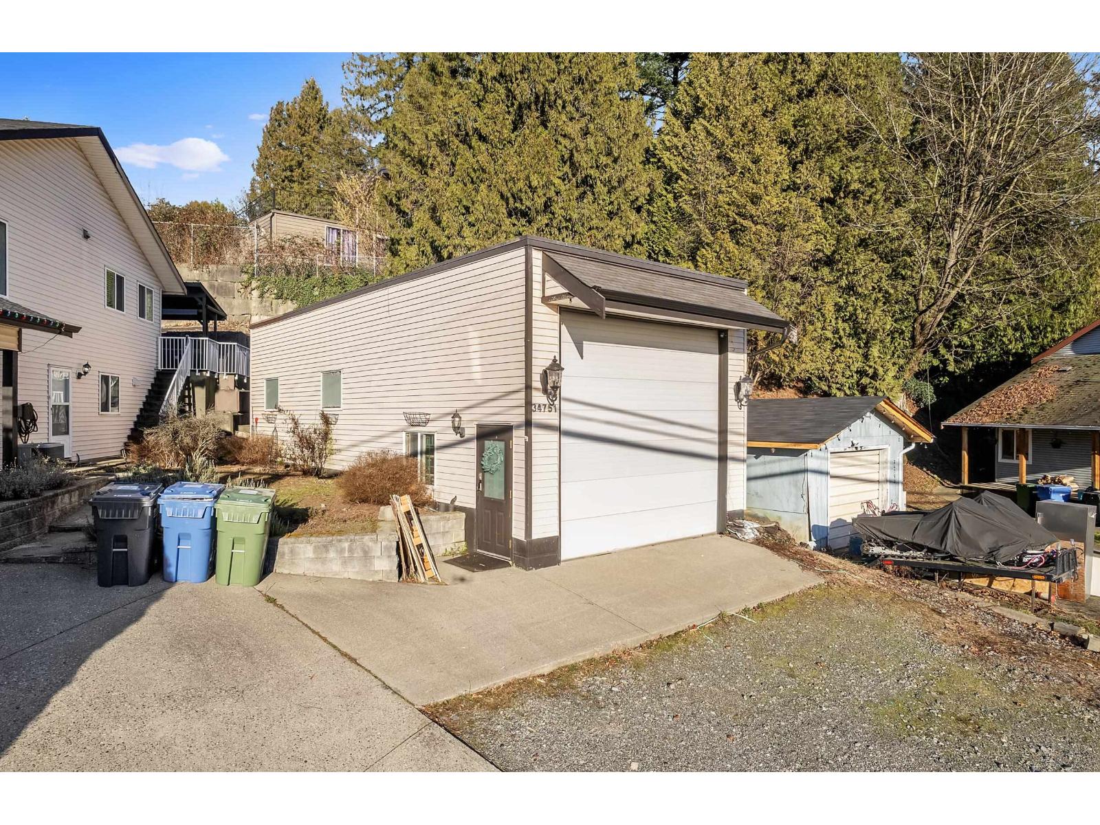 34751 Delair Road, Abbotsford, British Columbia  V2S 2E1 - Photo 34 - R3081211