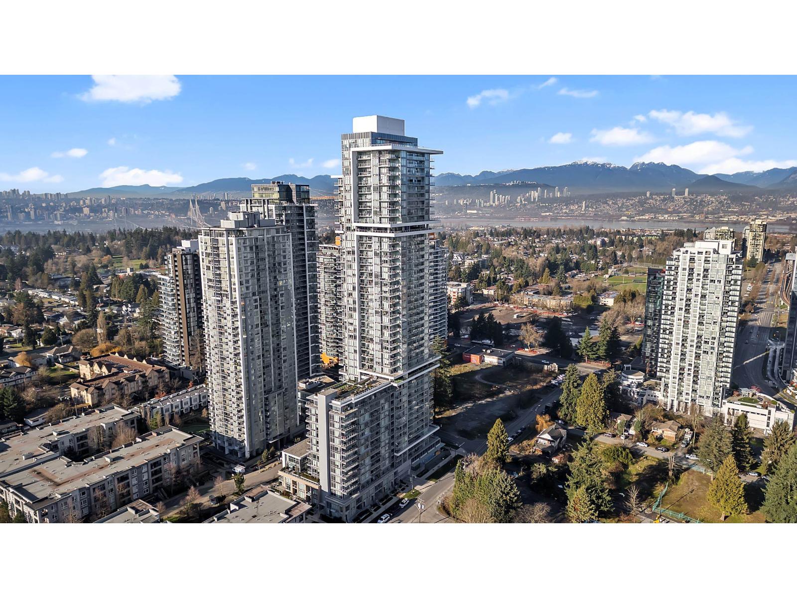 2004 13350 Central Avenue, Surrey, British Columbia  V3T 0S1 - Photo 3 - R3081995