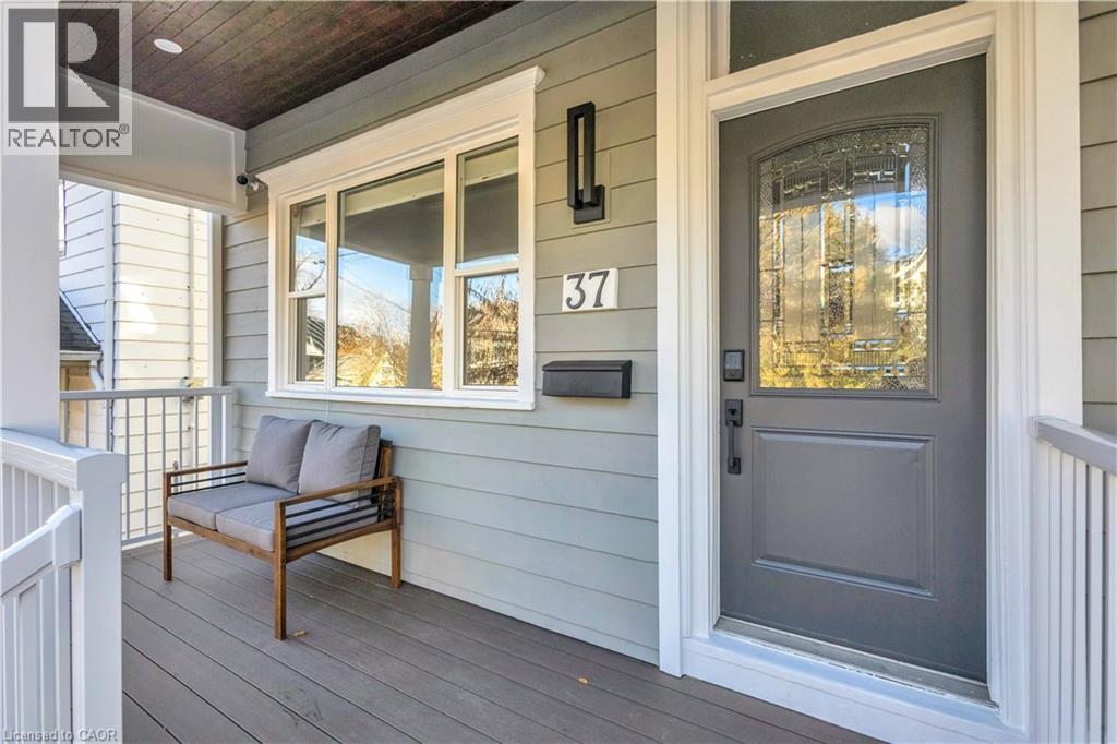 37 Chatham Street, Hamilton, Ontario  L8P 2B3 - Photo 3 - 40800207