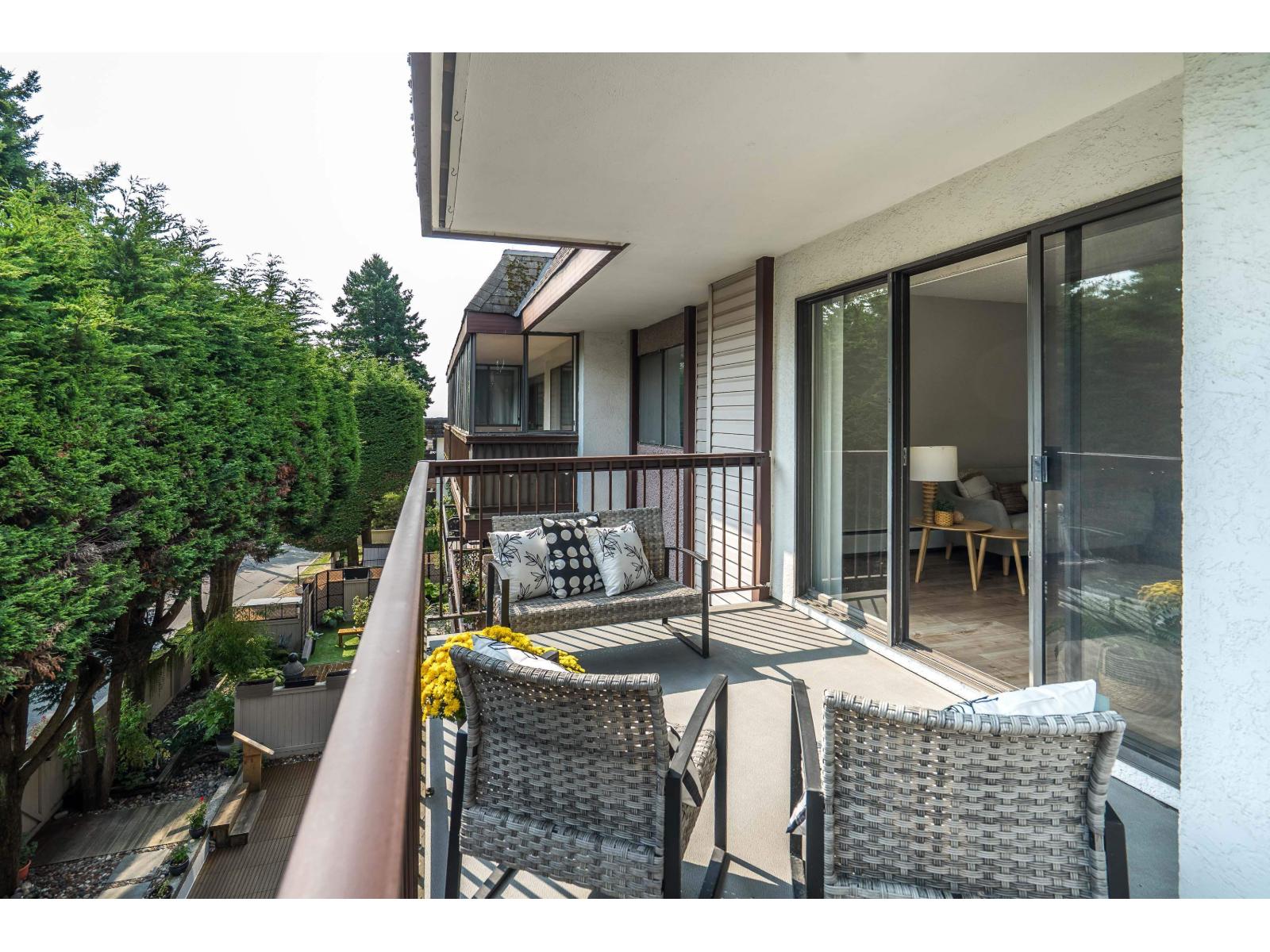 303 1360 Martin Street, White Rock, British Columbia  V4B 3W5 - Photo 22 - R3081915