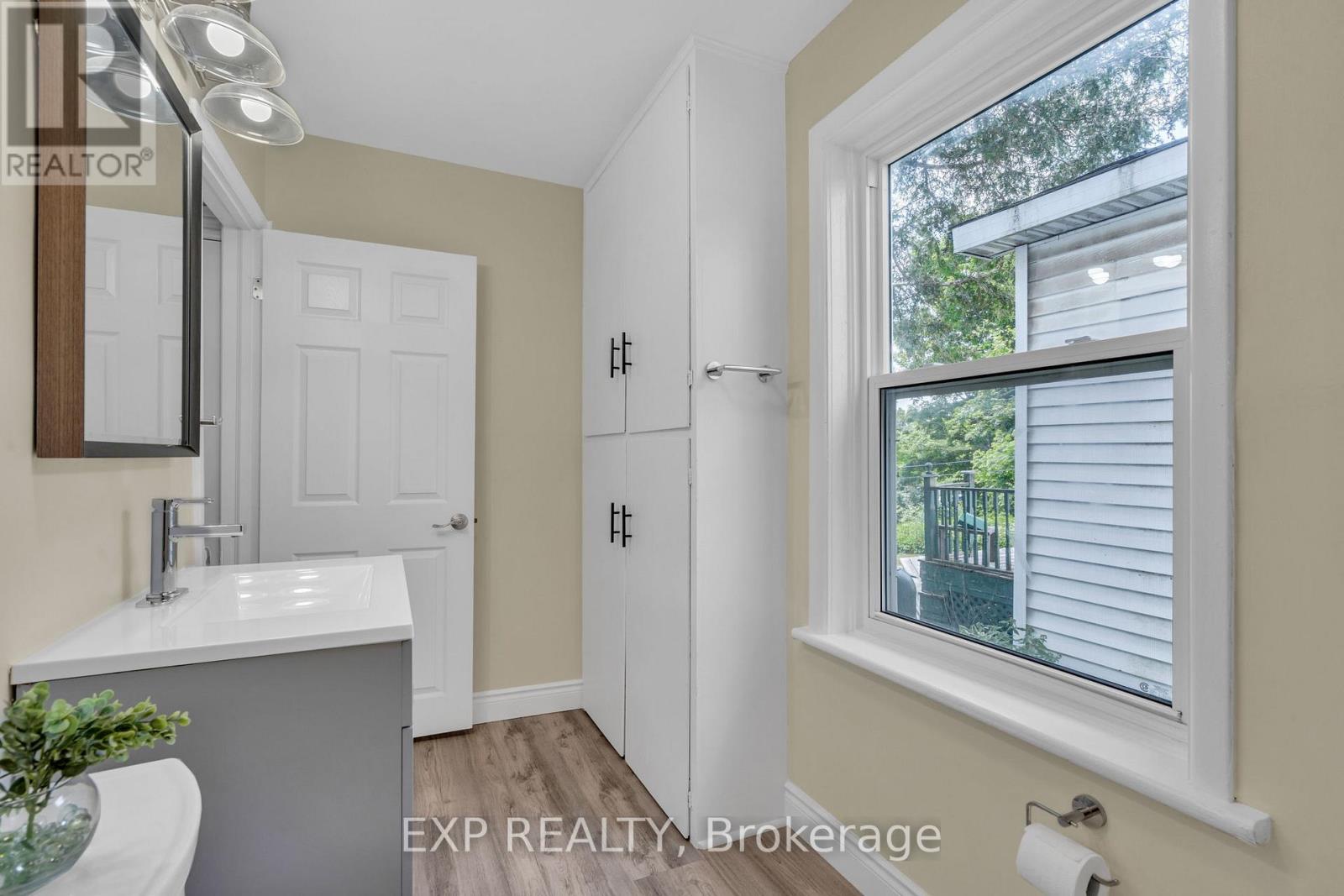 14-16 Clothier Street W, North Grenville, Ontario  K0G 1J0 - Photo 13 - X12719226