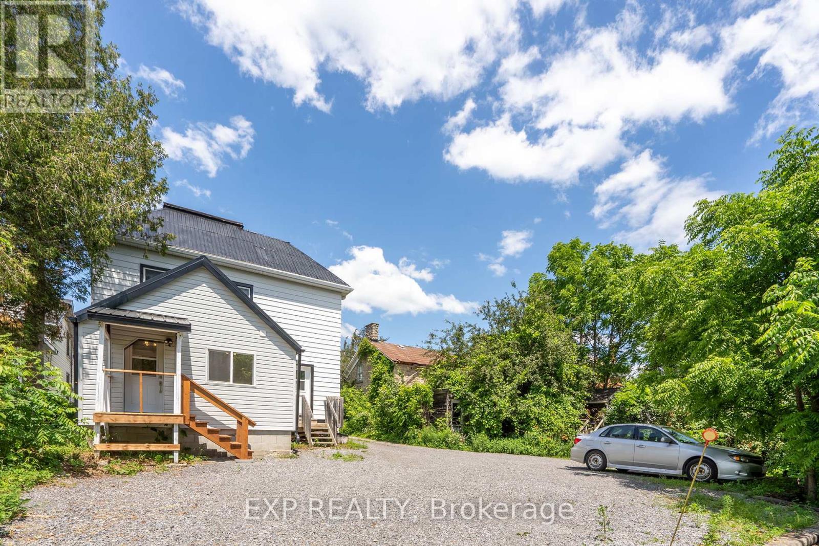 14-16 Clothier Street W, North Grenville, Ontario  K0G 1J0 - Photo 32 - X12719226