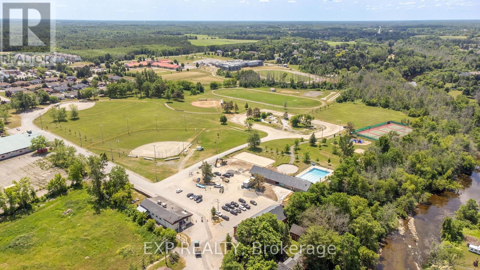 14-16 Clothier Street W, North Grenville, Ontario  K0G 1J0 - Photo 33 - X12719226