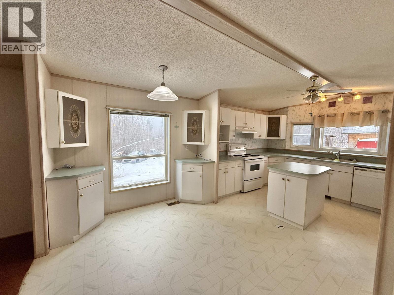 1350 Winword Road, Quesnel, British Columbia  V2J 7G3 - Photo 5 - R3082133