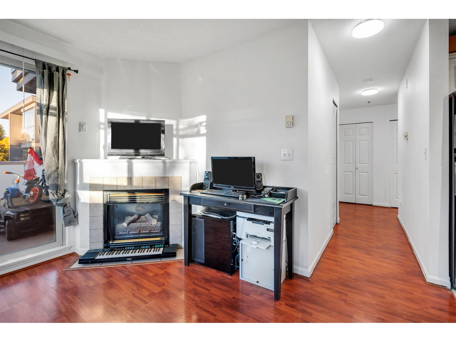 313 13780 76 Avenue, Surrey, British Columbia  V3W 1E5 - Photo 5 - R3078652