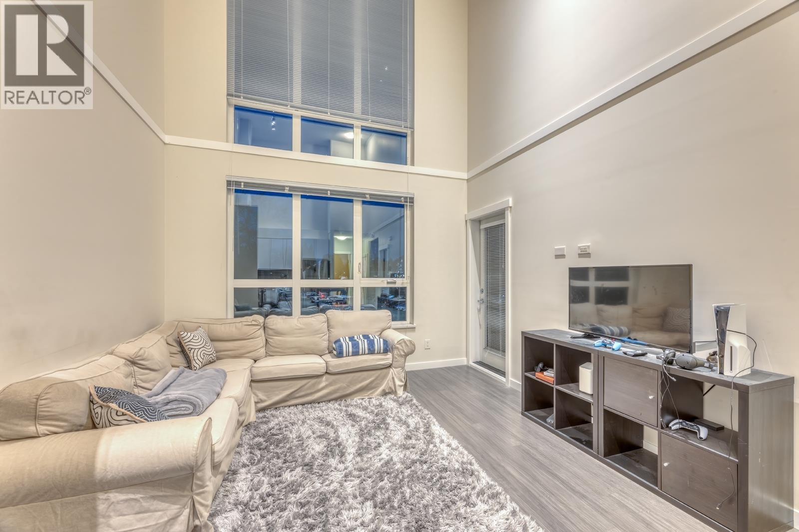 518 9877 University Crescent, Burnaby, British Columbia  V5A 0E5 - Photo 4 - R3082043