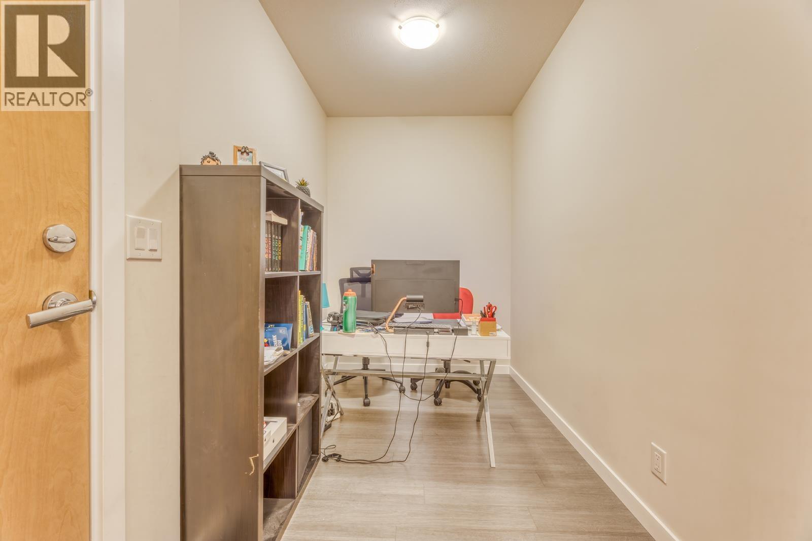 518 9877 University Crescent, Burnaby, British Columbia  V5A 0E5 - Photo 9 - R3082043