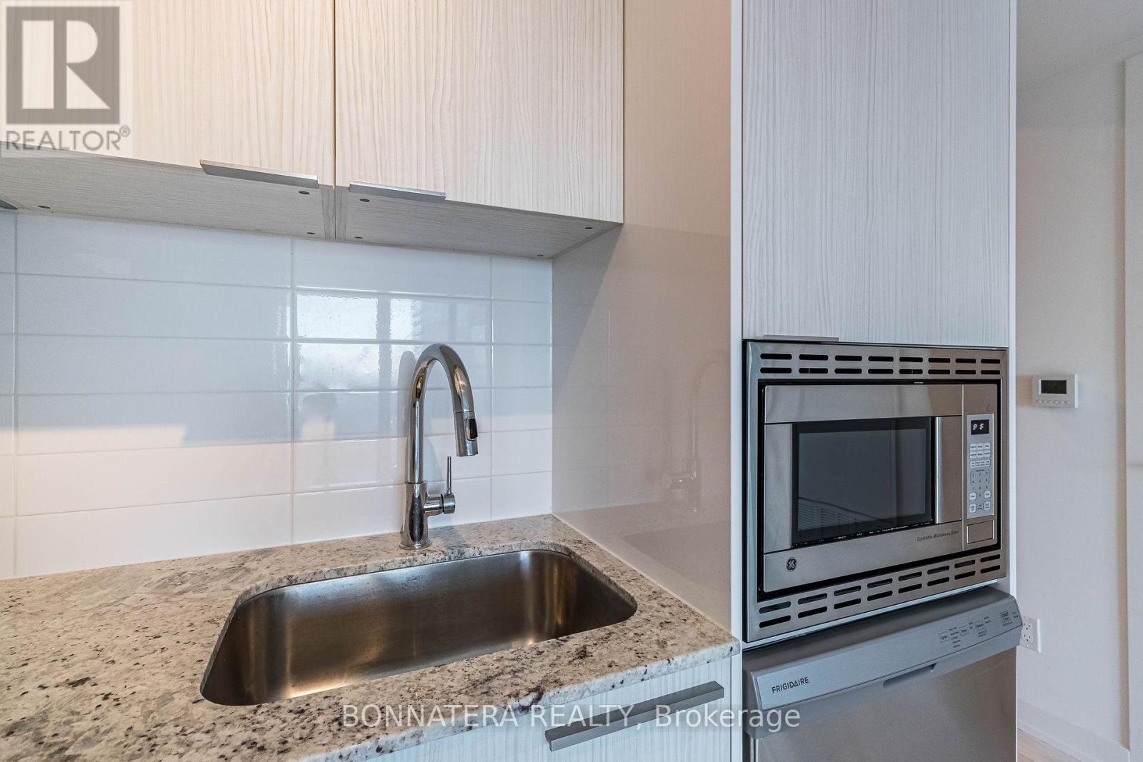 2113 - 501 Yonge Street, Toronto, Ontario M4Y 0G8 - Photo 21 - C12719208