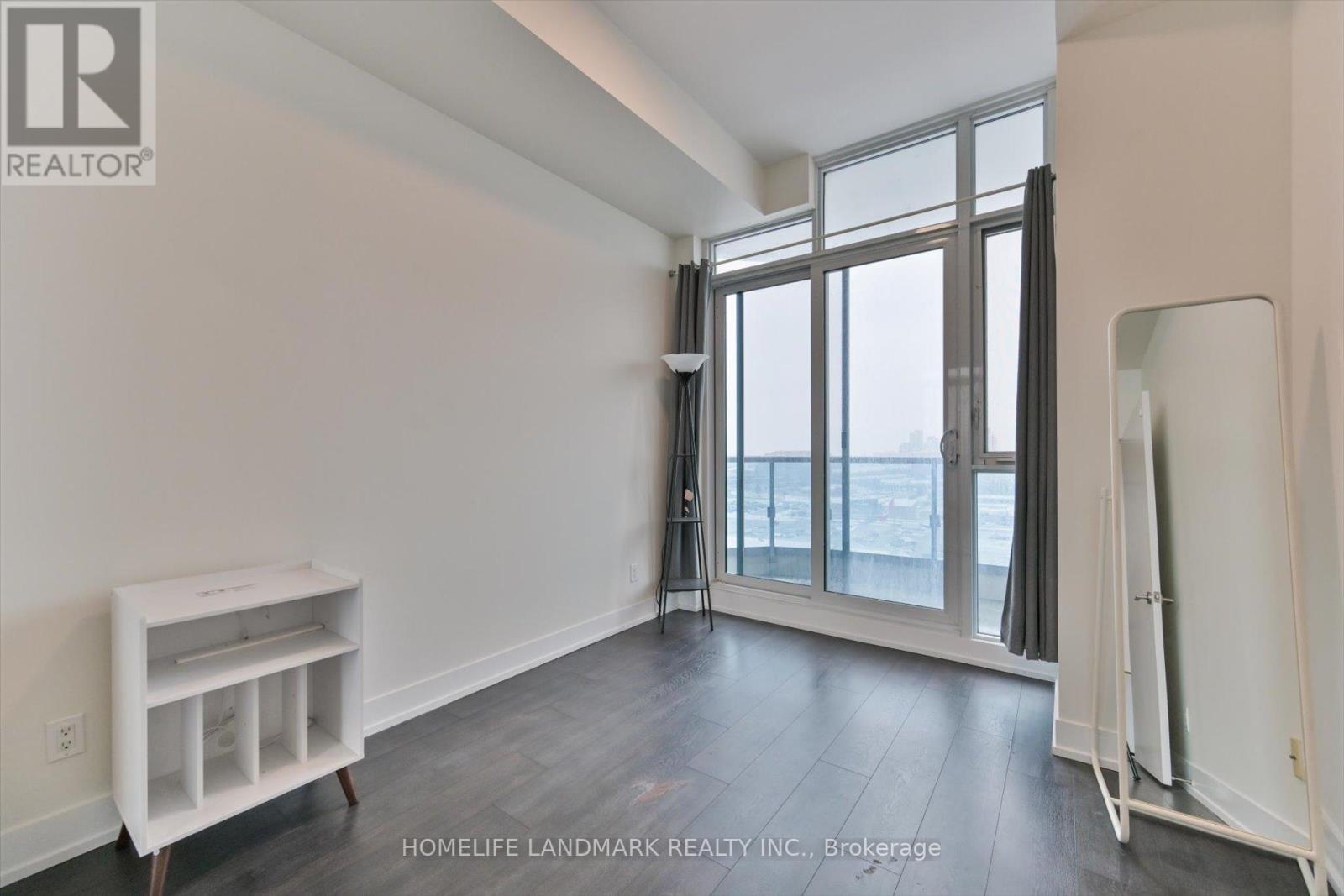 Lph20 - 9471 Yonge Street, Richmond Hill, Ontario  L4C 1V4 - Photo 16 - N12719162