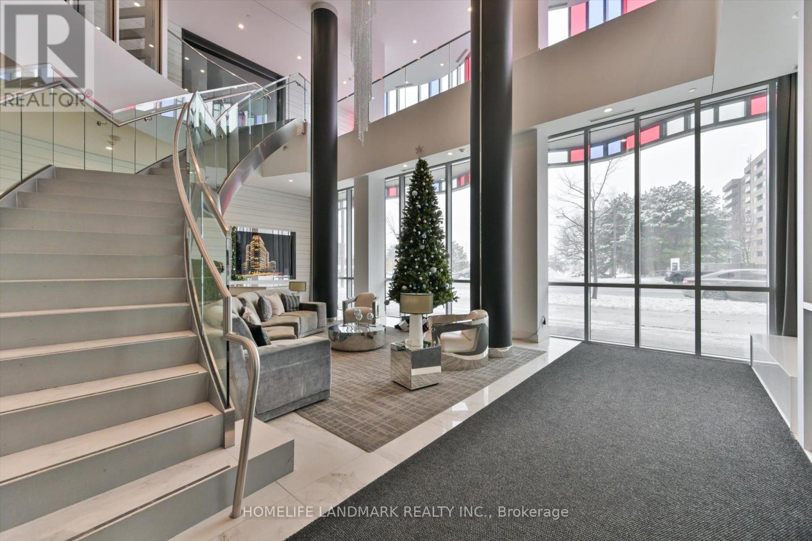 Lph20 - 9471 Yonge Street, Richmond Hill, Ontario  L4C 1V4 - Photo 4 - N12719162