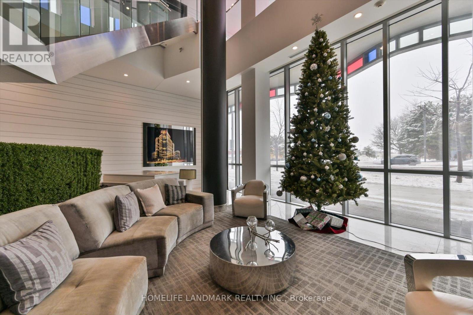 Lph20 - 9471 Yonge Street, Richmond Hill, Ontario  L4C 1V4 - Photo 5 - N12719162