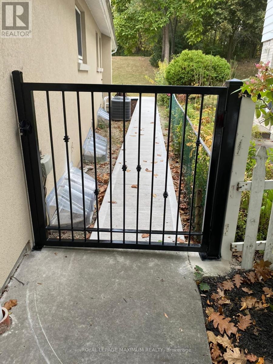 Bsmt - 41 Knotty Pine Trail, Markham, Ontario  L3T 3W5 - Photo 7 - N12719210