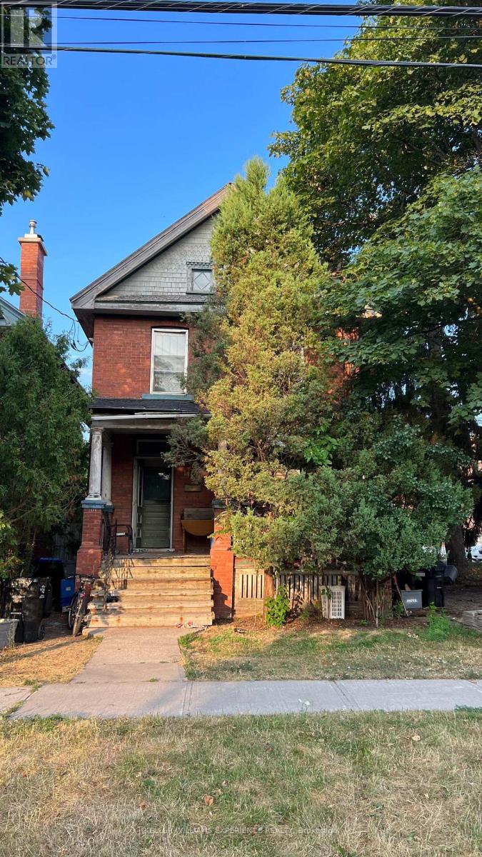 111 BEECH STREET, Collingwood, Ontario