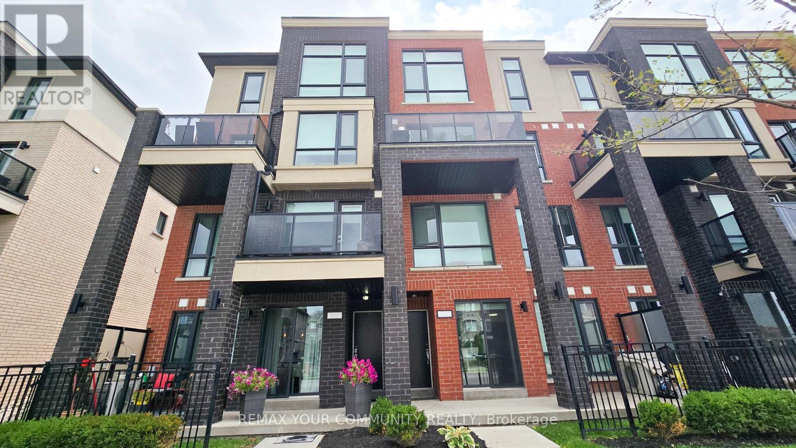 41 - 100 Dufay Road N, Brampton, Ontario  L7A 4S3 - Photo 3 - W12719180