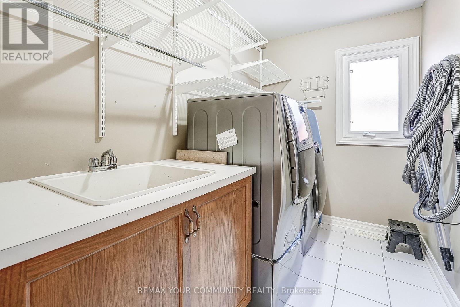 2629 Burnford Trail, Mississauga, Ontario  L5M 5E1 - Photo 34 - W12719192