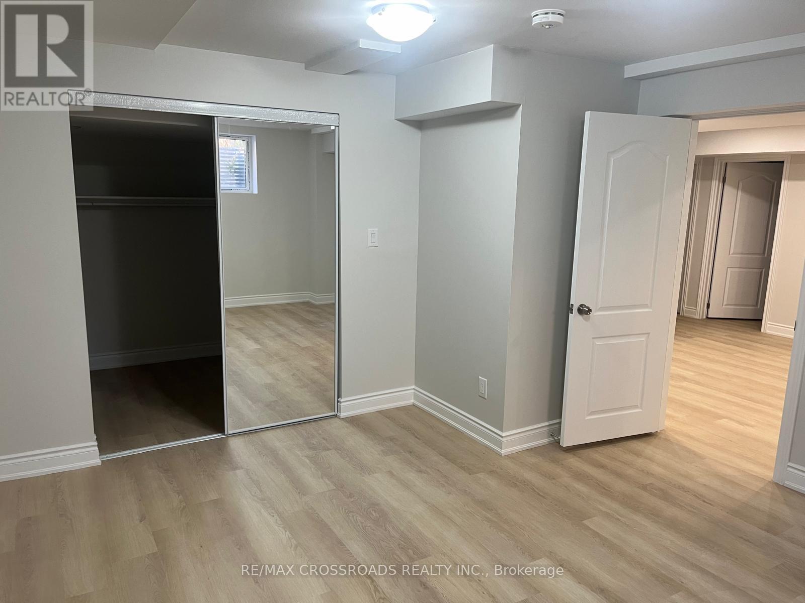 3119 Mcdowell Drive, Mississauga, Ontario  L5M 6J5 - Photo 10 - W12719196