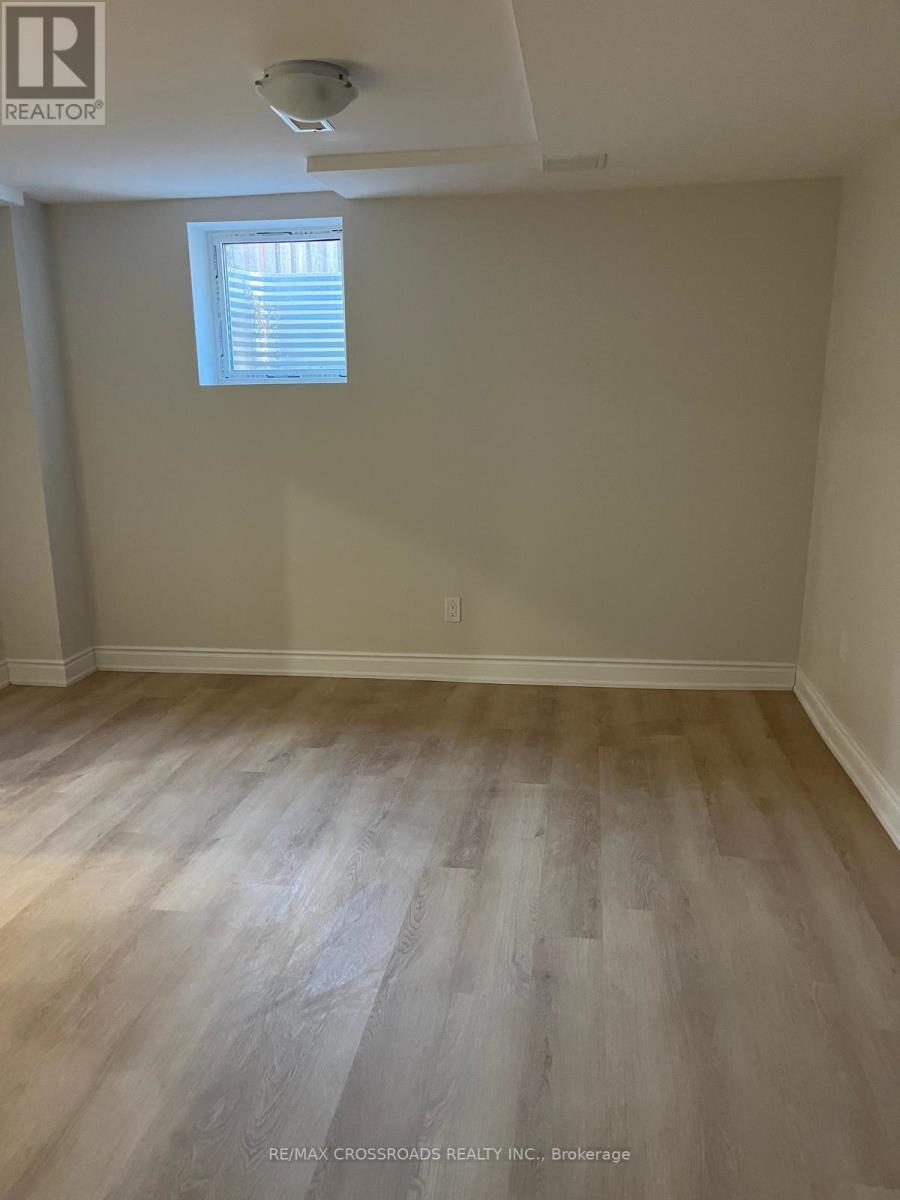 3119 Mcdowell Drive, Mississauga, Ontario  L5M 6J5 - Photo 11 - W12719196