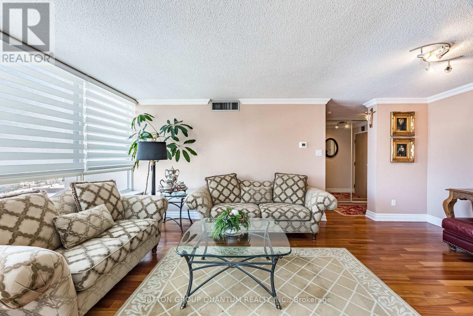 Ph04 - 1360 Rathburn Road E, Mississauga, Ontario  L4W 4H4 - Photo 11 - W12719204