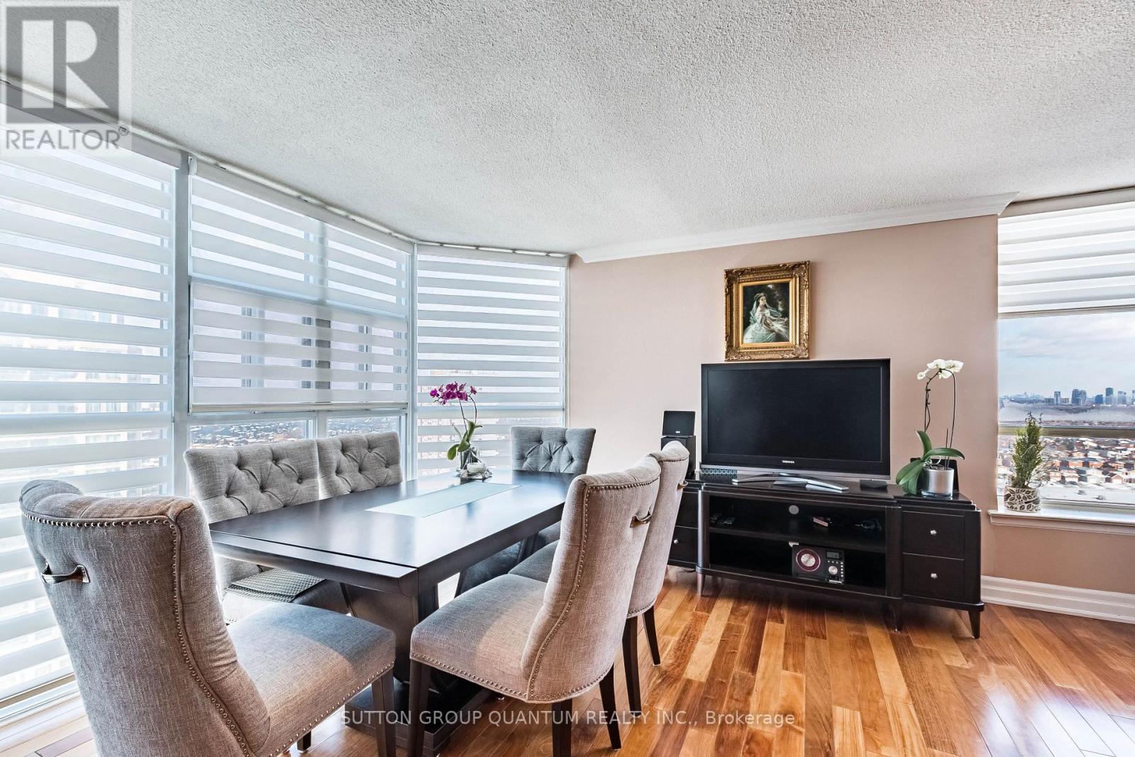 Ph04 - 1360 Rathburn Road E, Mississauga, Ontario  L4W 4H4 - Photo 18 - W12719204