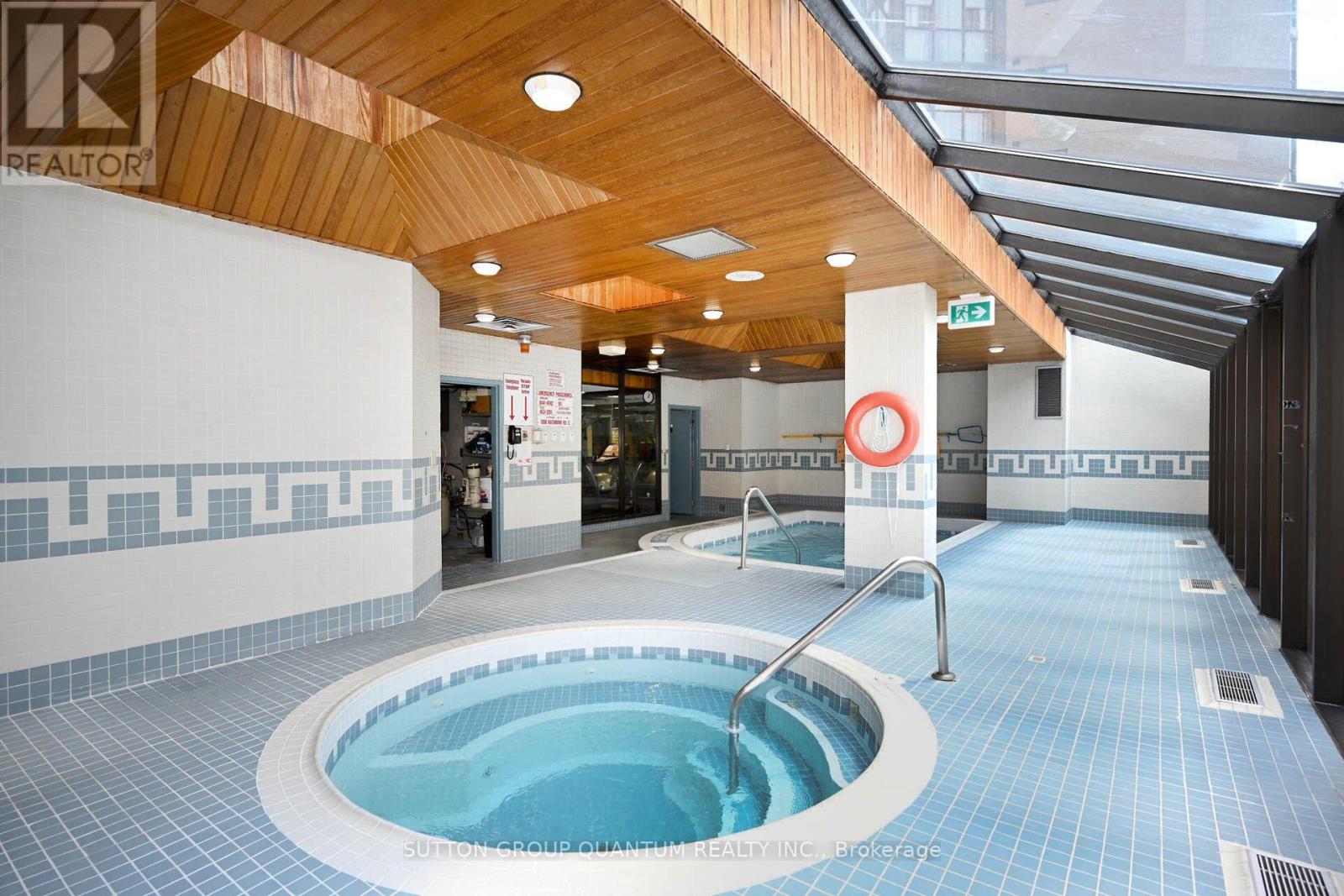 Ph04 - 1360 Rathburn Road E, Mississauga, Ontario  L4W 4H4 - Photo 32 - W12719204