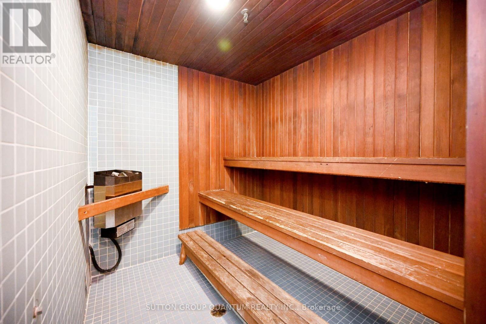 Ph04 - 1360 Rathburn Road E, Mississauga, Ontario  L4W 4H4 - Photo 34 - W12719204