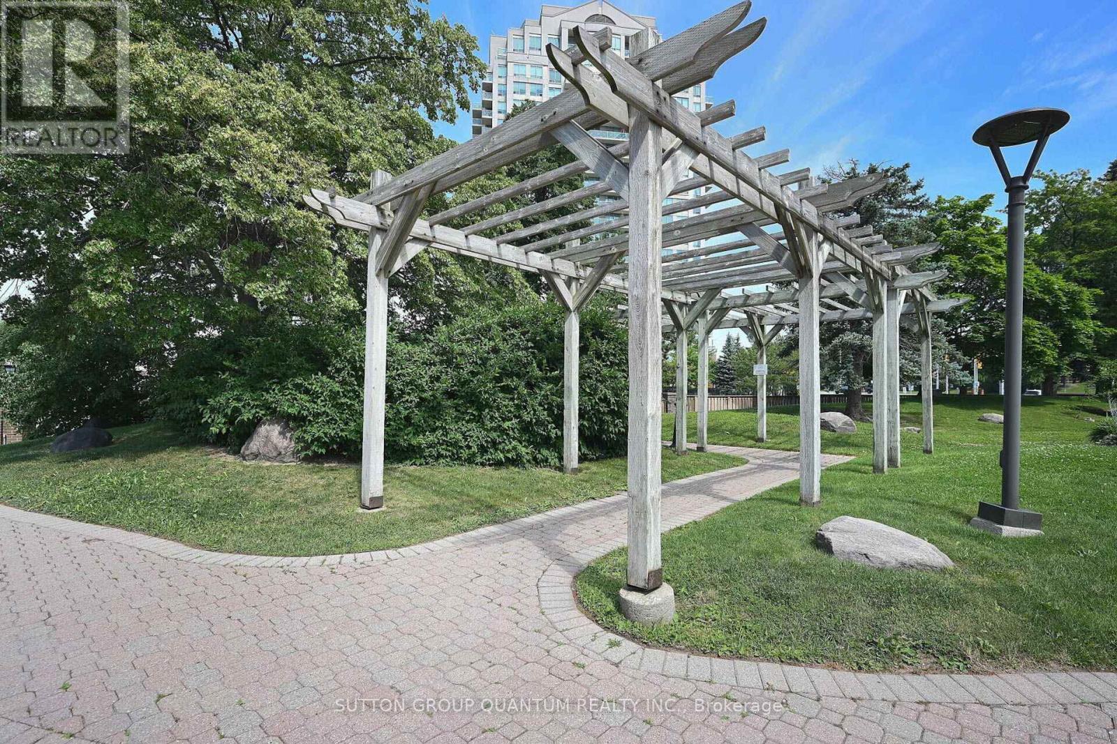 Ph04 - 1360 Rathburn Road E, Mississauga, Ontario  L4W 4H4 - Photo 37 - W12719204