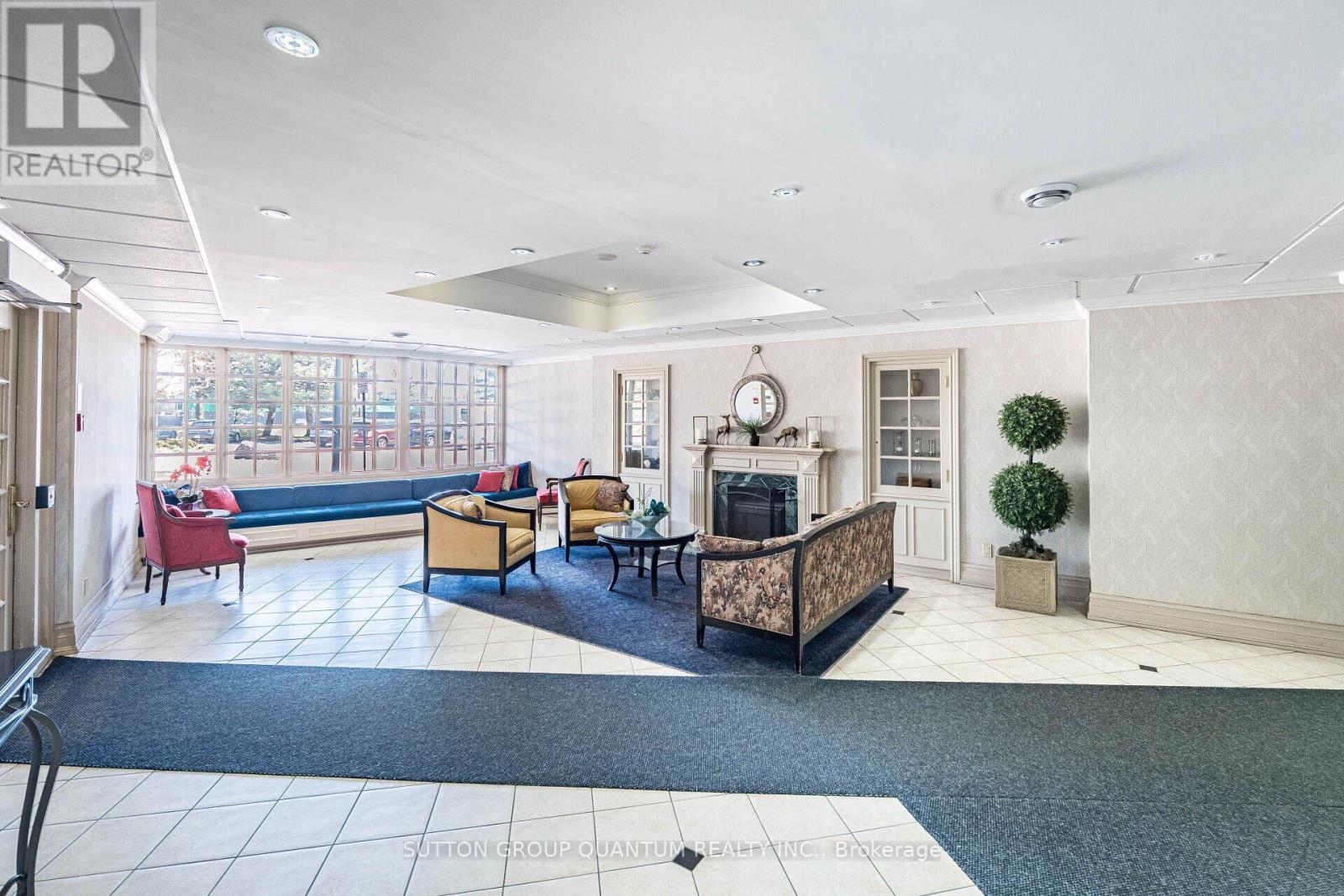 Ph04 - 1360 Rathburn Road E, Mississauga, Ontario  L4W 4H4 - Photo 5 - W12719204