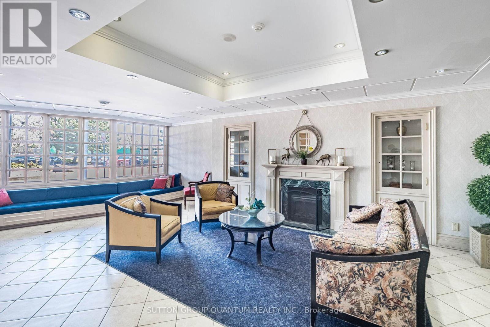 Ph04 - 1360 Rathburn Road E, Mississauga, Ontario  L4W 4H4 - Photo 6 - W12719204