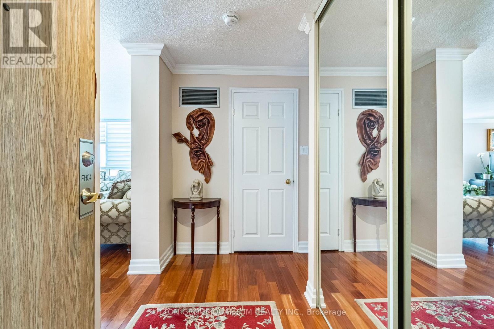 Ph04 - 1360 Rathburn Road E, Mississauga, Ontario  L4W 4H4 - Photo 9 - W12719204