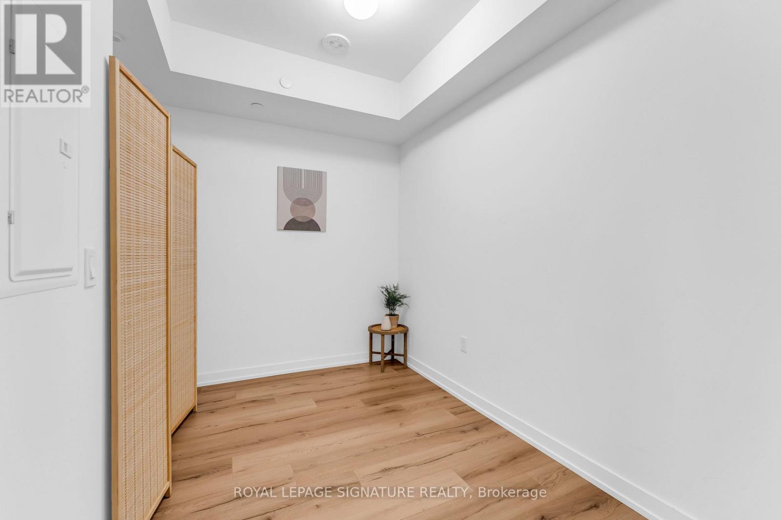 317 - 1195 The Queensway, Toronto, Ontario M8Z 1R6 - Photo 9 - W12719214