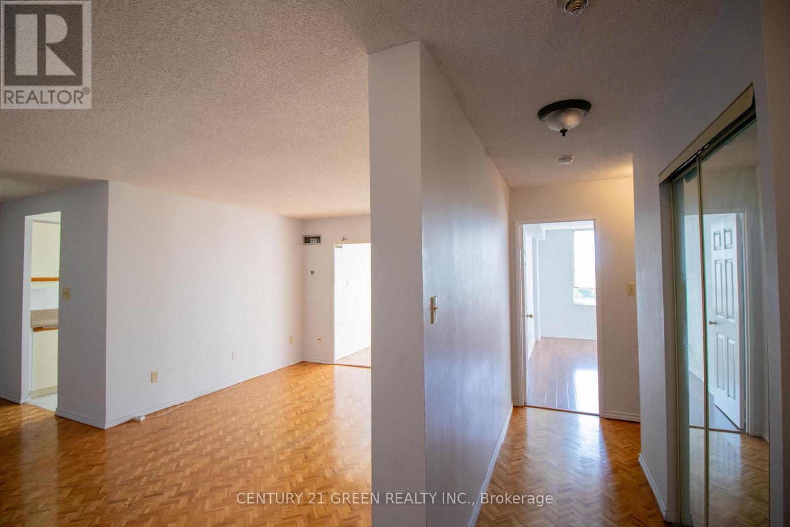 706 - 5 Lisa Street, Brampton, Ontario  L6T 4T4 - Photo 5 - W12719218