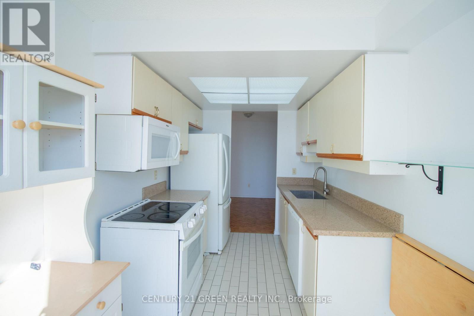 706 - 5 Lisa Street, Brampton, Ontario  L6T 4T4 - Photo 9 - W12719218