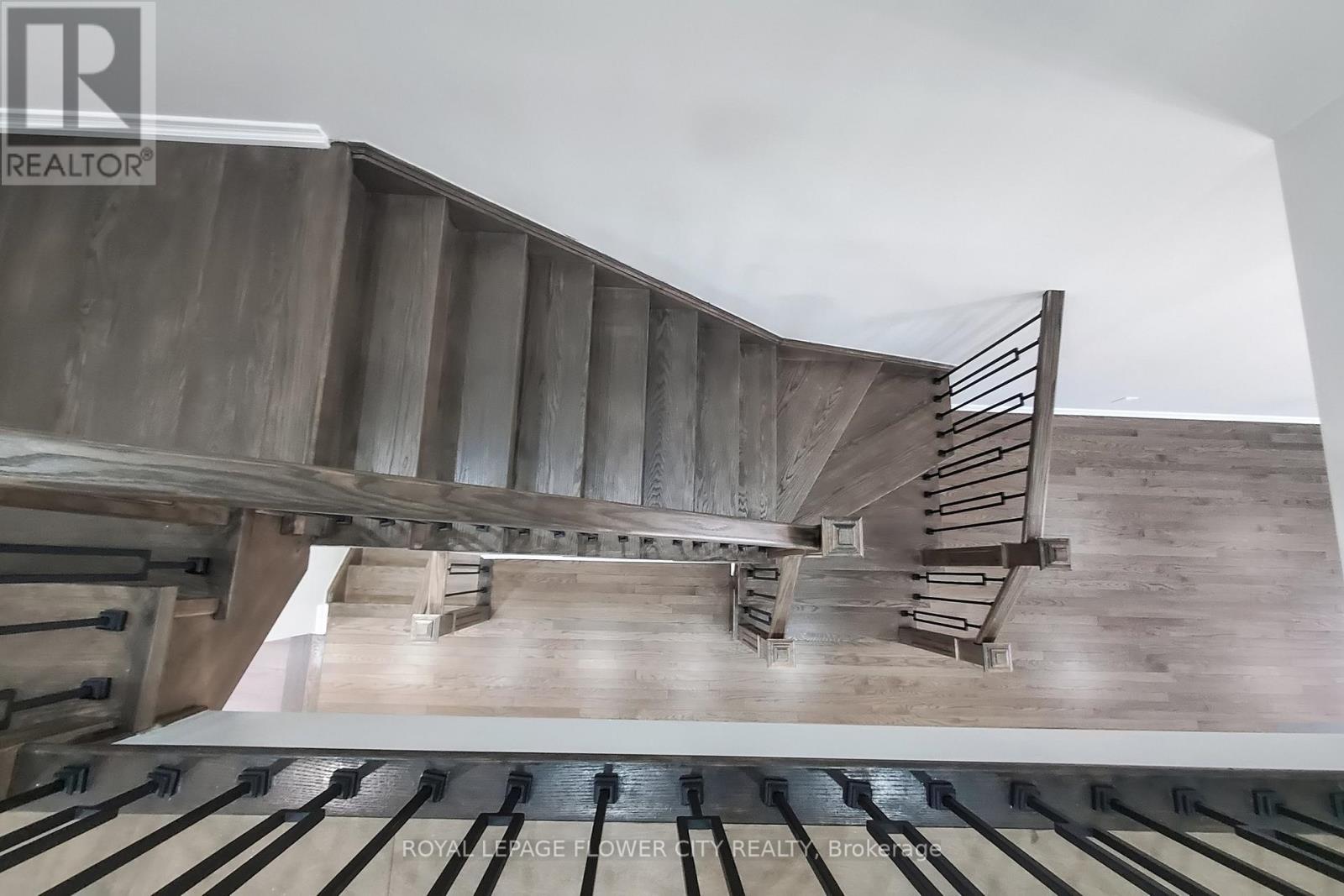 52 Valley Lane, Caledon, Ontario  L7C 4C9 - Photo 23 - W12719228