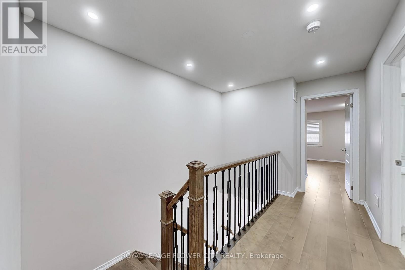 52 Valley Lane, Caledon, Ontario  L7C 4C9 - Photo 24 - W12719228