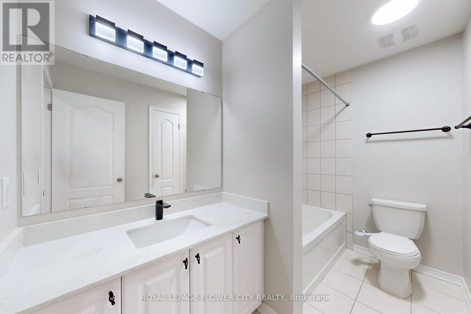 52 Valley Lane, Caledon, Ontario  L7C 4C9 - Photo 40 - W12719228