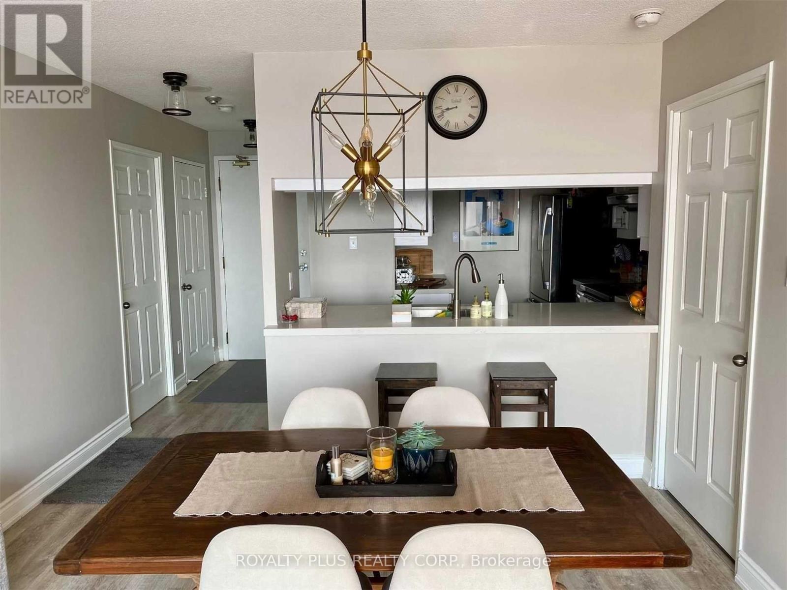 1406 - 101 Subway Crescent, Toronto, Ontario  M9B 6K4 - Photo 9 - W12719230