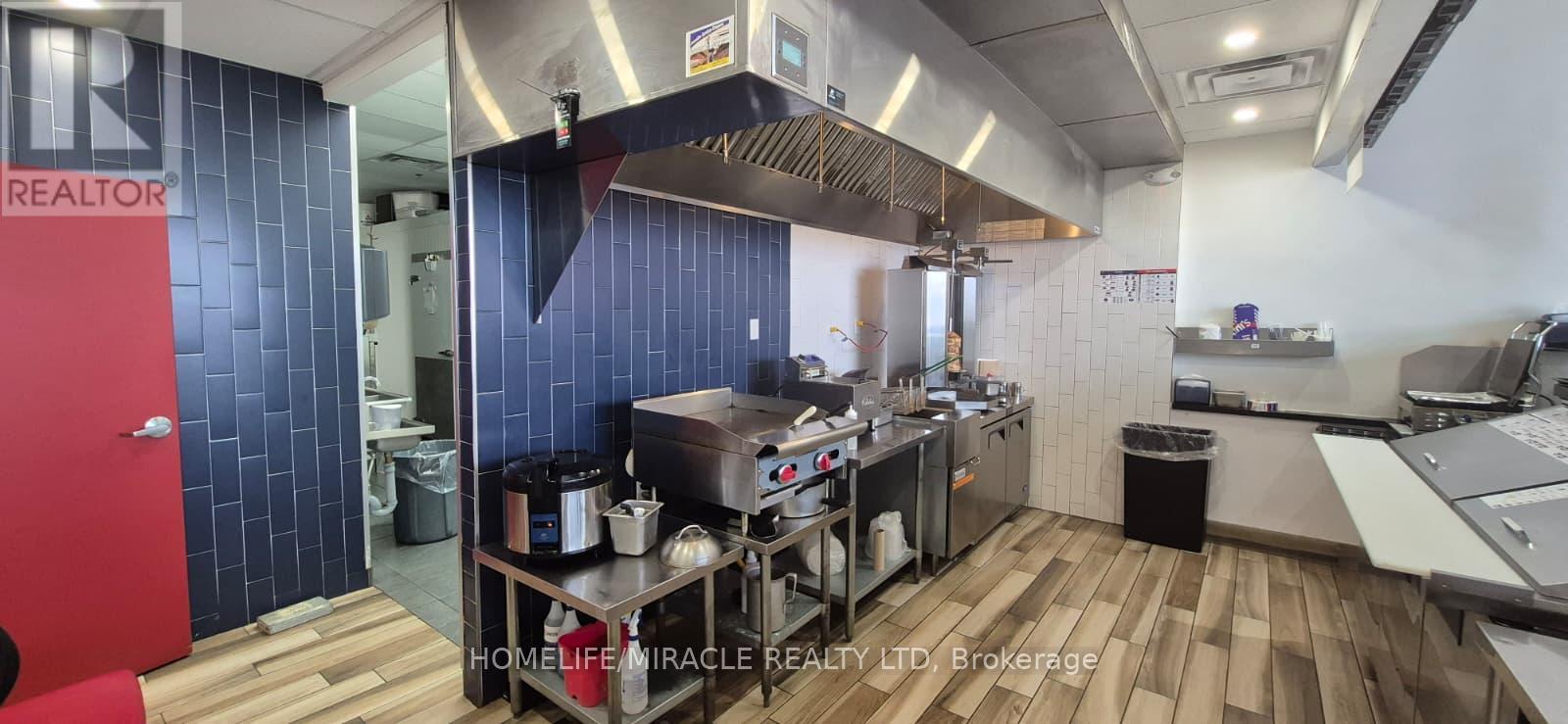 3 - 581 Huron Street, Stratford, Ontario  N5A 5T8 - Photo 7 - X12719148