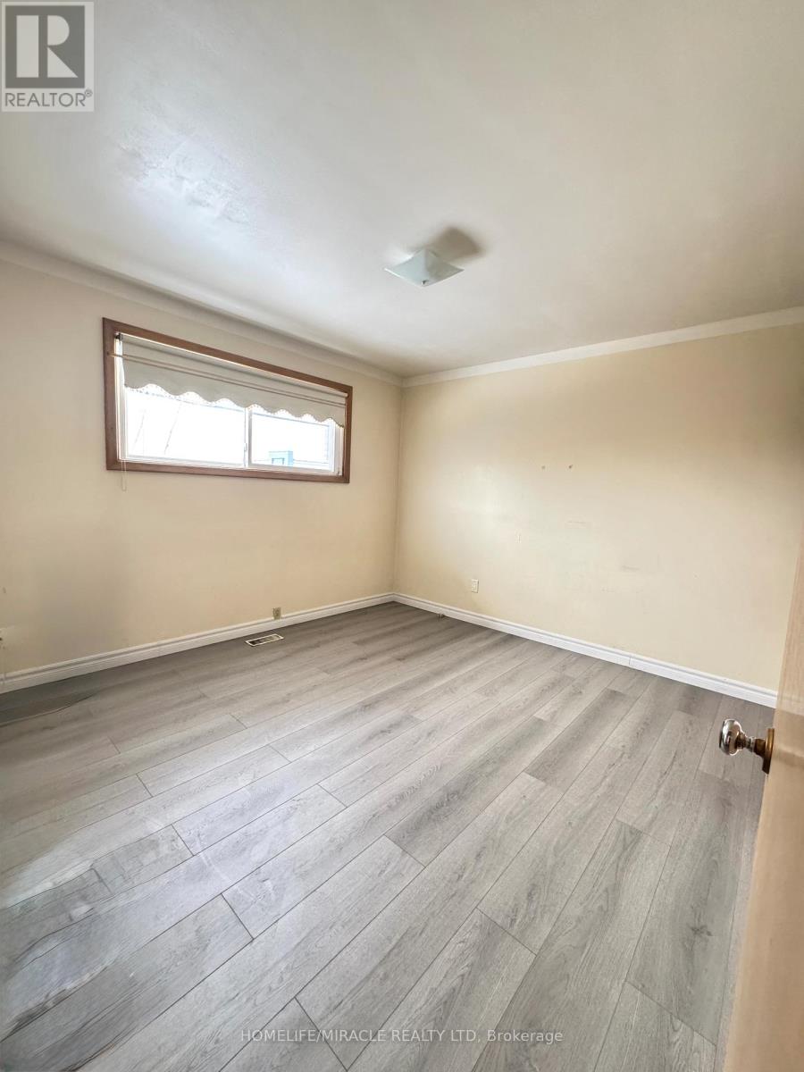 20 Terrace Drive, Hamilton, Ontario  L9A 2Y6 - Photo 19 - X12719158