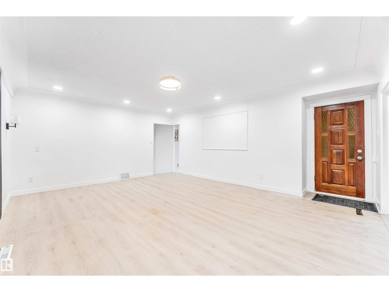 12423 91 St Nw, Edmonton, Alberta  T5B 4C7 - Photo 5 - E4470683