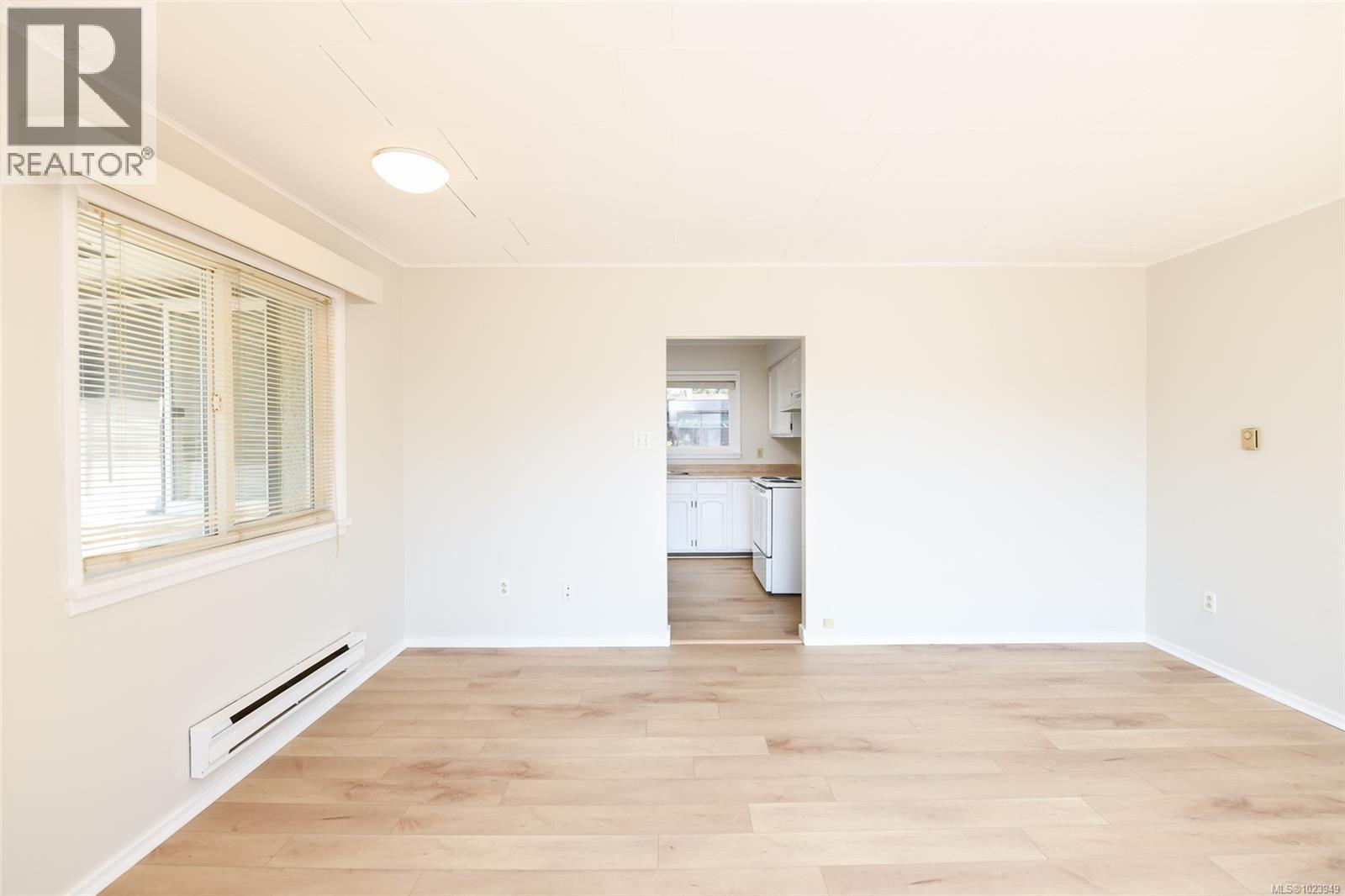 577 17th St, Courtenay, British Columbia  V9N 1Y9 - Photo 5 - 1023949