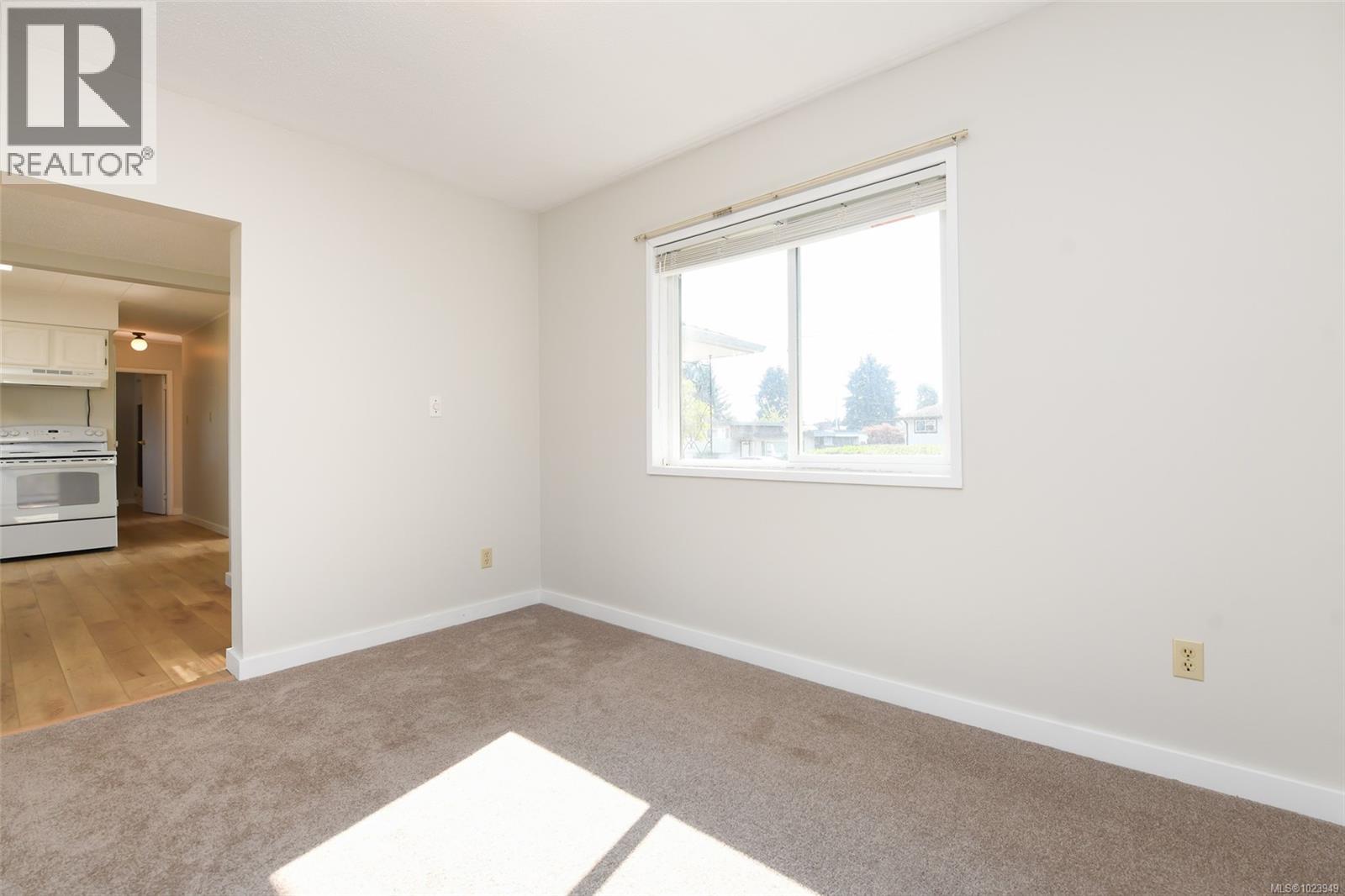 577 17th St, Courtenay, British Columbia  V9N 1Y9 - Photo 8 - 1023949