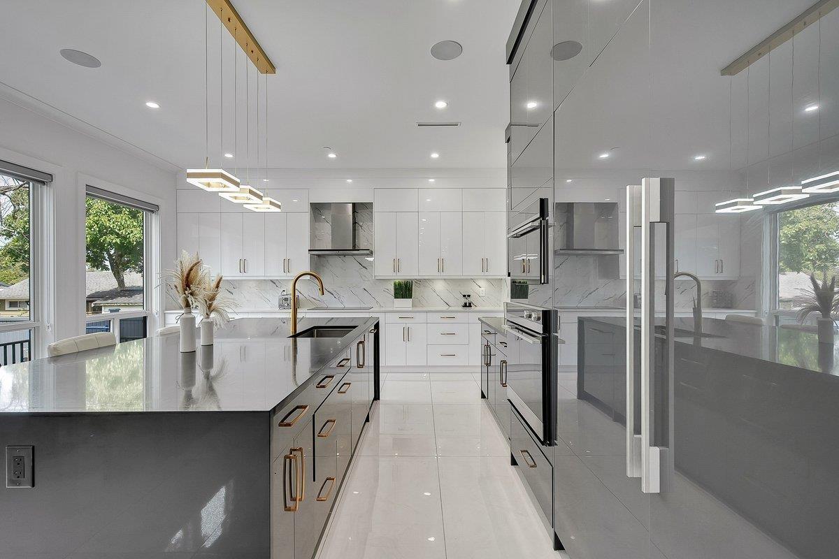 15671 Roper Avenue, White Rock, British Columbia  V4B 2G9 - Photo 7 - R3082078