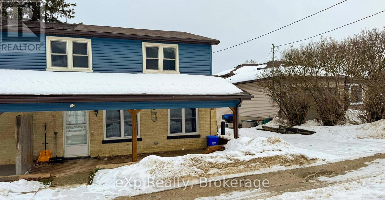 20 High Street, Mapleton, Ontario  N0G 1P0 - Photo 1 - X12719260