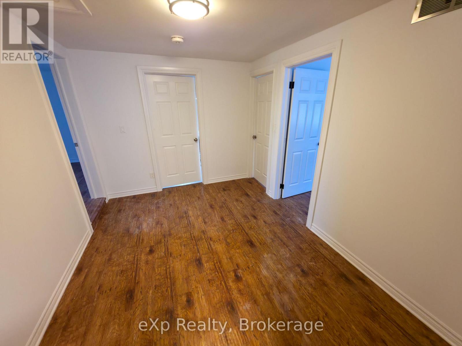 20 High Street, Mapleton, Ontario  N0G 1P0 - Photo 11 - X12719260