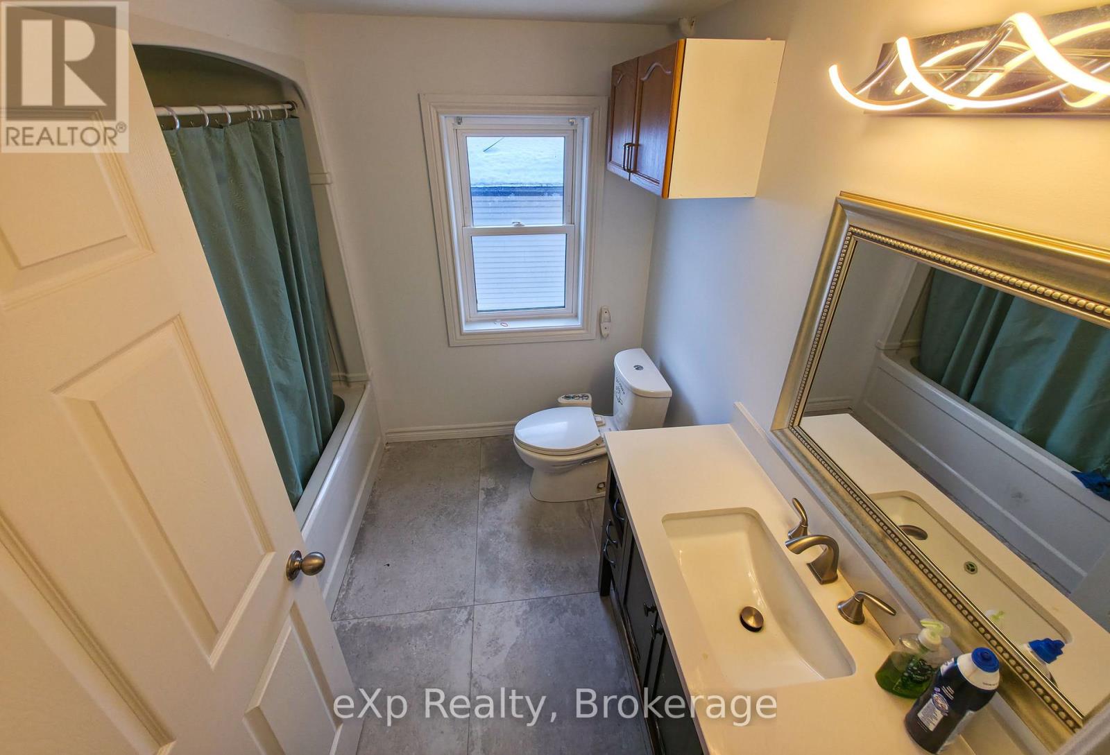 20 High Street, Mapleton, Ontario  N0G 1P0 - Photo 13 - X12719260